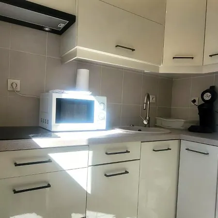 Le Cocon - 4 Personnes Et Parking Prive Gratuit Apartment