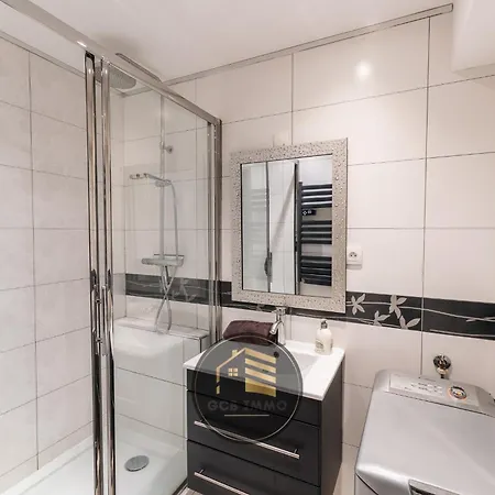 Apartment Le Cocon - 4 Personnes Et Parking Prive Gratuit Meylan