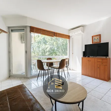 Apartment Le Cocon - 4 Personnes Et Parking Prive Gratuit Meylan